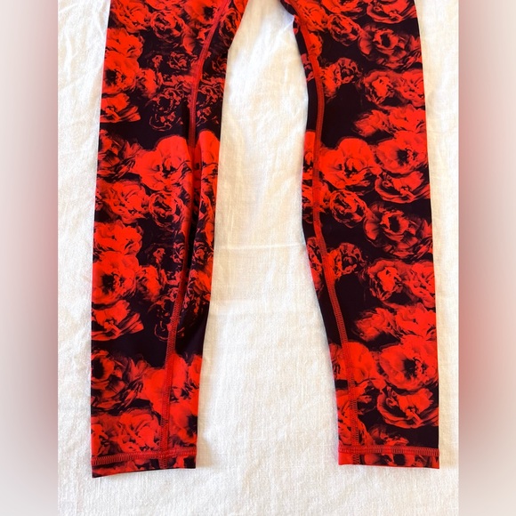 Alo Yoga XS roses high waisted leggings cherry red - Picture 4 of 11